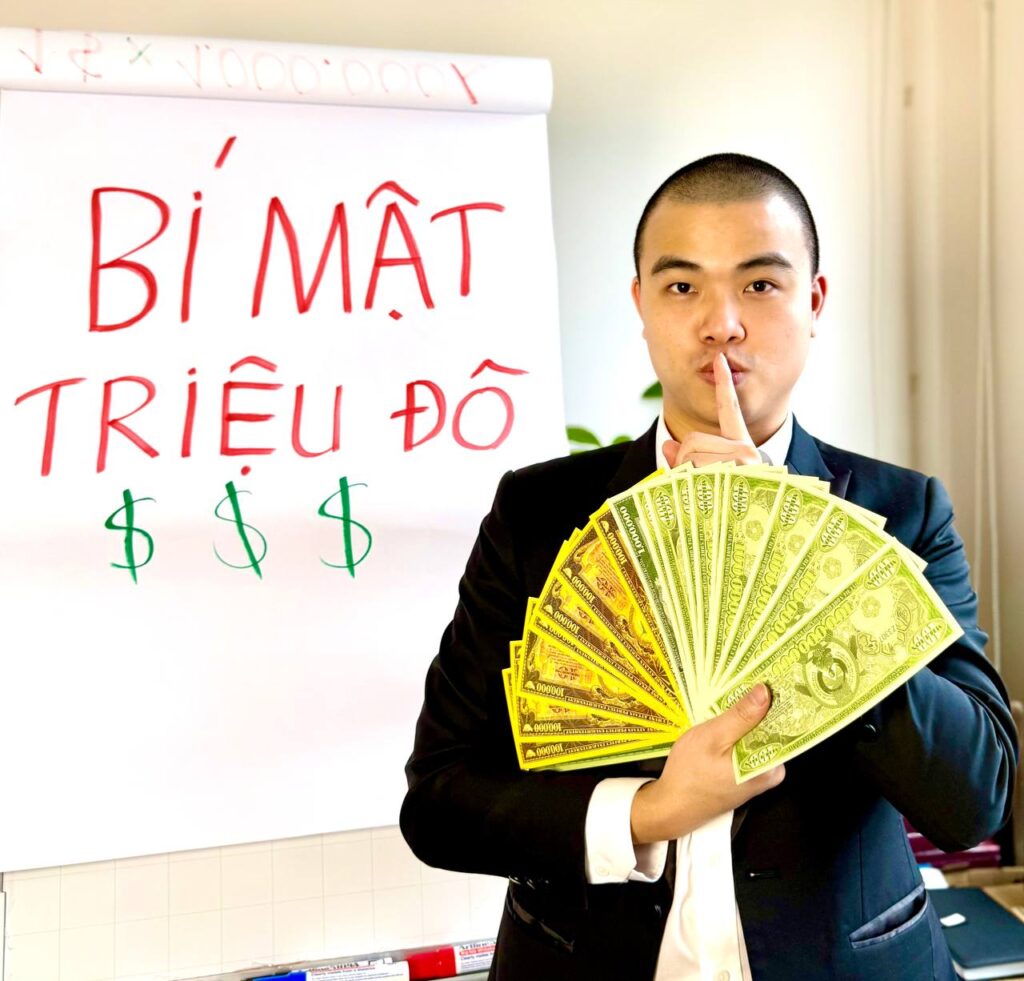 Bìa bài: BÍ MẬT TÂM LÝ VỀ TIỀN