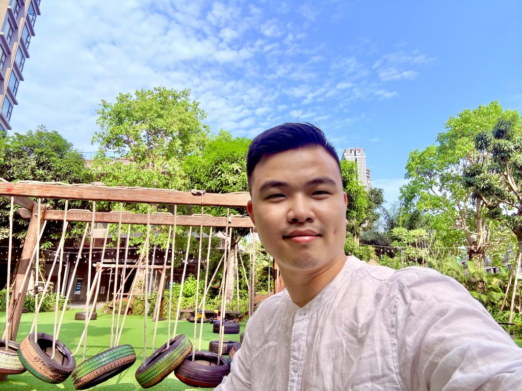 Bìa bài: ĐỊNH LỰC TRONG KỶ NGUYÊN AI: Dĩ Bất Biến, Thắng Vạn Biến – Năng Lực Sống Còn Của Doanh Nhân Lượng Tử